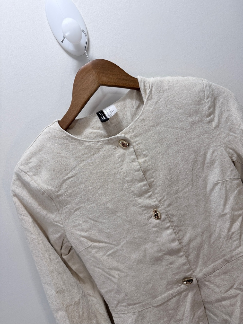 H&M Cream Peplum Button Blazer Size XS (21x15) - Picture 3 of 11